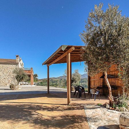 Gorgeous Home In Algodonales With Kitchen Bagian luar foto