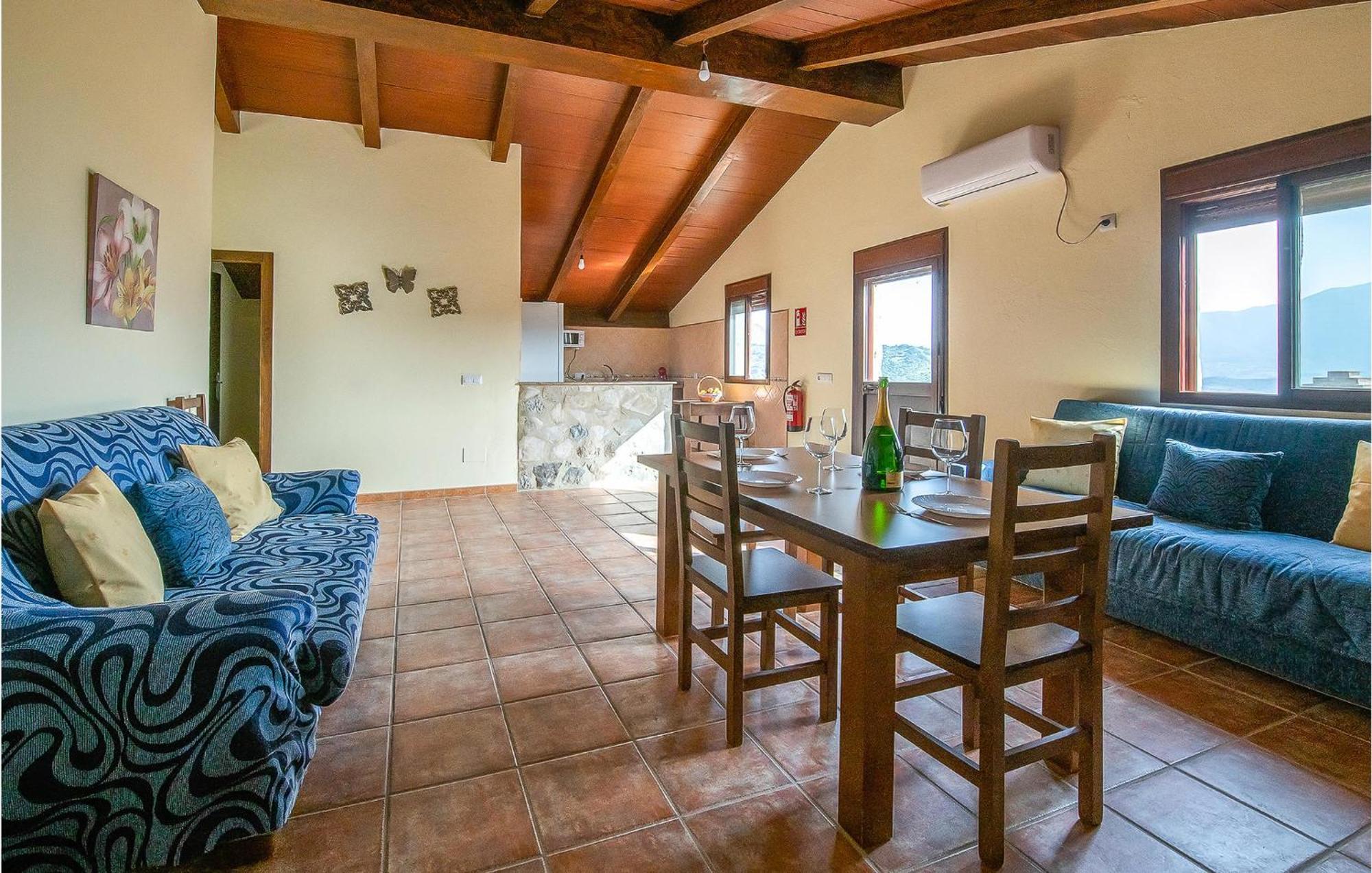 Gorgeous Home In Algodonales With Kitchen Bagian luar foto